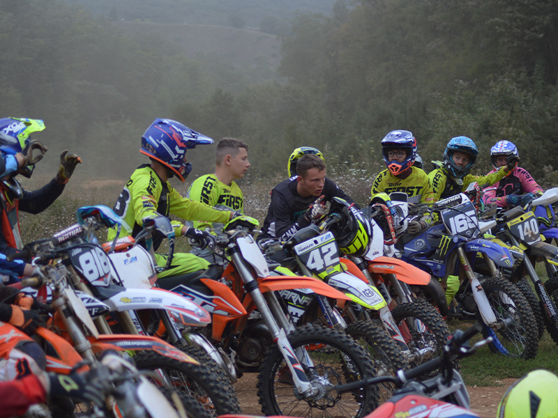 MOTOCROSS