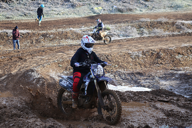 MOTOCROSS